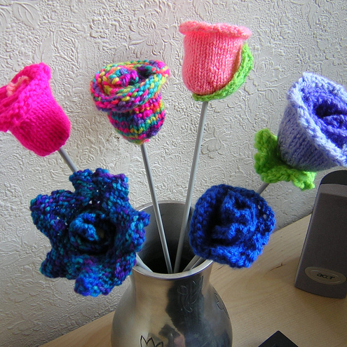 Adrian&apos;s Embellishments: Knit Flower Pattern -