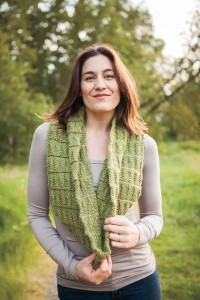 Triangular Cowl - Knitting Pattern - Knitting Bee