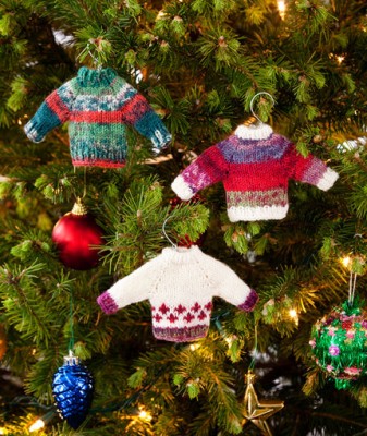 Over 50 Free Knitted Christmas Knitting Patterns - Knitting Bee