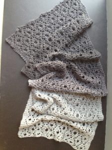 Reversible Circles of Lace Free Scarf Pattern