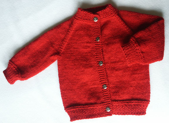 Baby’s Raglan–no seams Free Knitting Pattern