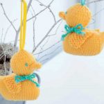 Free Knitting Pattern for Easter Ducklings