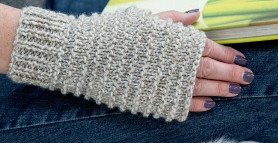 Free Knitting Pattern For Easy Fingerless Mitts