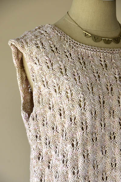 Free Knitting Pattern for a Sand Dollar Tank