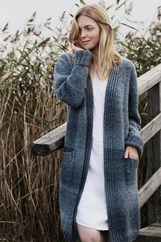 Free Knitting Pattern for a Women's Long Cardigan with Pockets