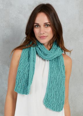 Free Knitting Pattern For A Drop Stitch Scarf - Knitting Bee