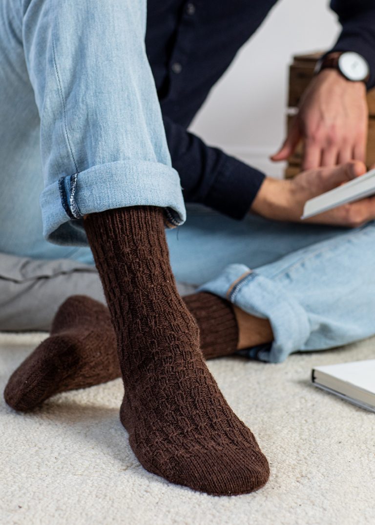 Free Knitting Pattern for Men's Socks - Knitting Bee