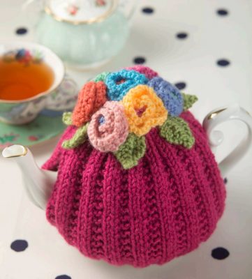 40+ Free Tea Cosy Patterns to Download and Knit!